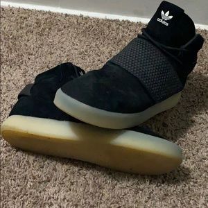 Adidas Tubular Invader in a Black/Gum colorway